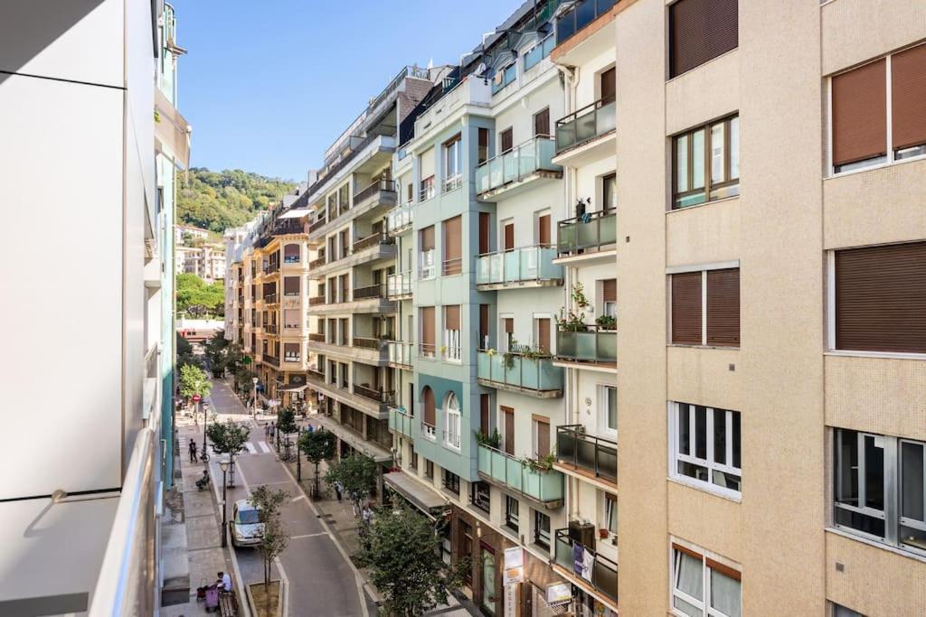 Terraza Playa Y Calle Peatonal Ess03377 San Sebastian Bagian luar foto
