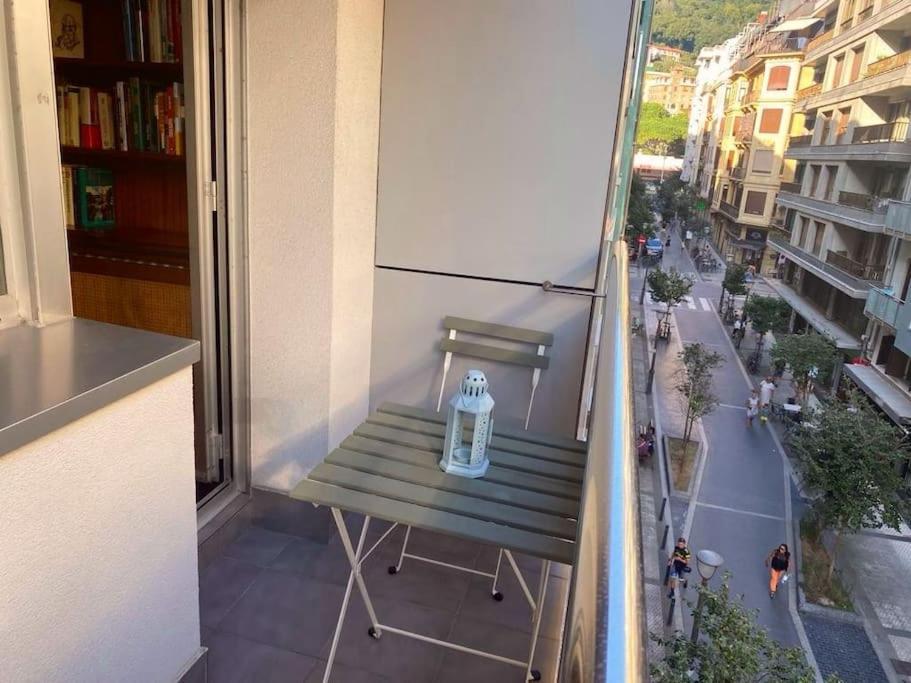 Terraza Playa Y Calle Peatonal Ess03377 San Sebastian Bagian luar foto